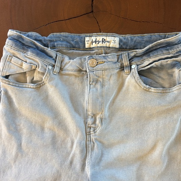 Indigo Rein Light Blue Jeans/ size 31
Or 15 in Juniors - Picture 2 of 7